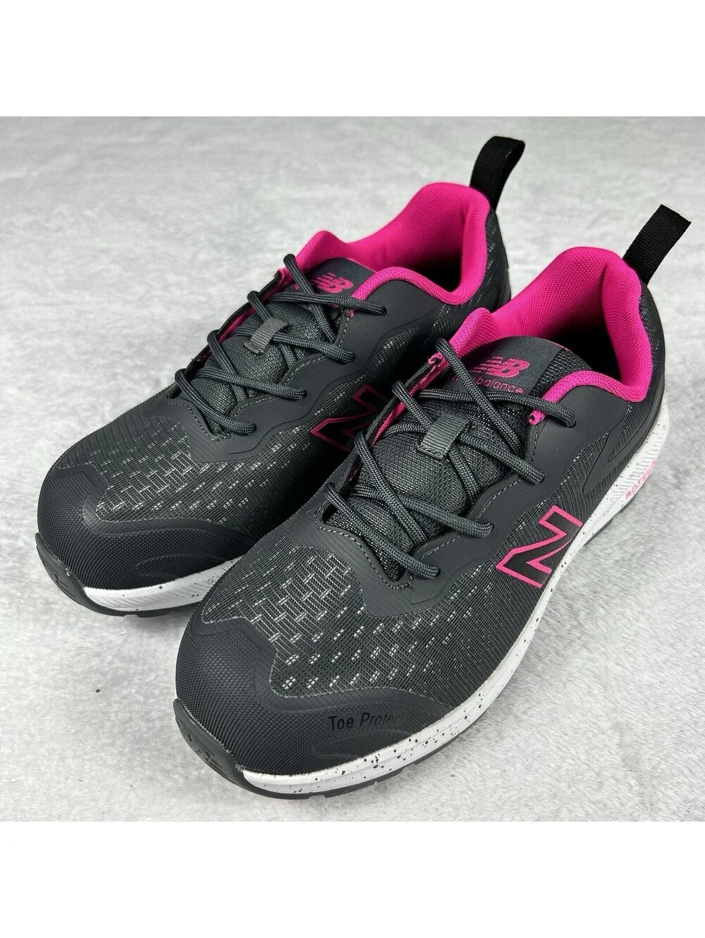 New Balance Women's Composite Toe Logic Industrial Shoes Size 7.5 Wide EH/PR New